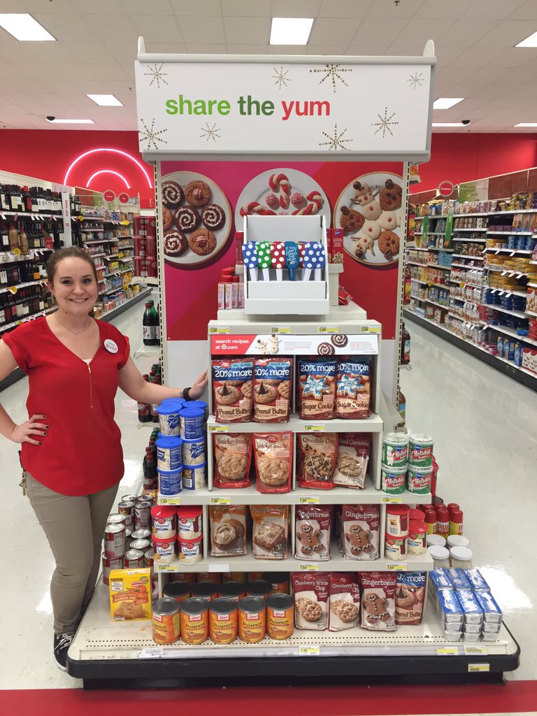 jimmy_0802's tweet photo. Working at #2187 #oneteam to fill the floor and drive sales. Nice job on those ends team! @jolly_reba @rmunny0128 https://t.co/kE7iQUnA9H