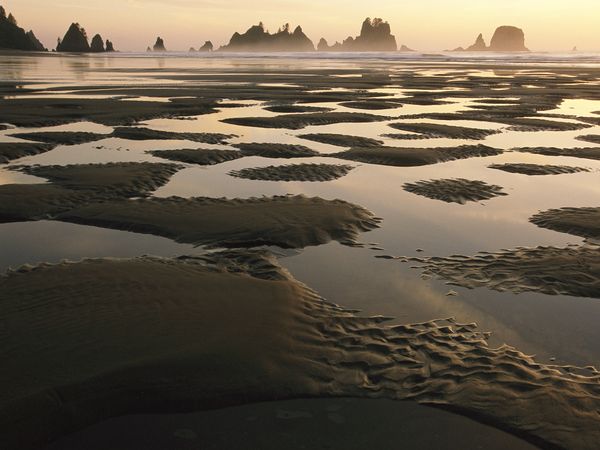 longwalkfar's tweet photo. World's Best Hikes: Thrilling Trails https://t.co/IdULleCGA9 #walking https://t.co/bfXrQRYU8N