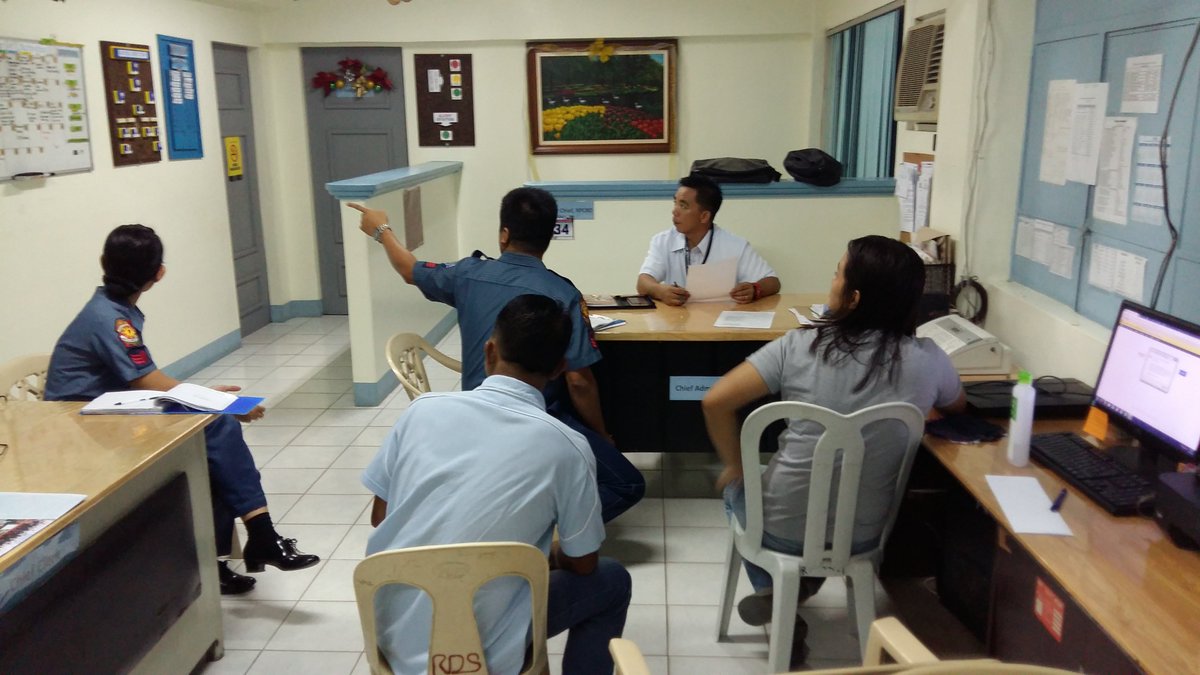 rpcrd3's tweet photo. @rpio_pro3 PCINSP FRANKLIN P ESTORO presided the meeting  to the R5 Personel at RPCRD Office https://t.co/5DjKcoEHsE