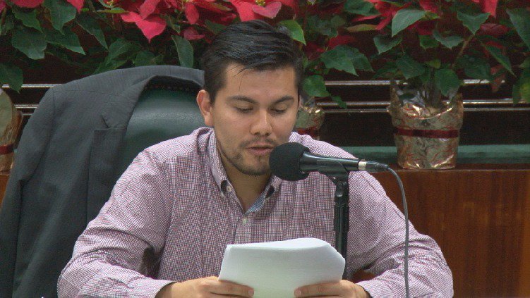 MorelosCongreso's tweet photo. #AlMoento @MondragonEfra da lectura a la versión sintetizada del Dictamen de la Comisión de Equidad de Género https://t.co/MZLl8QskZZ
