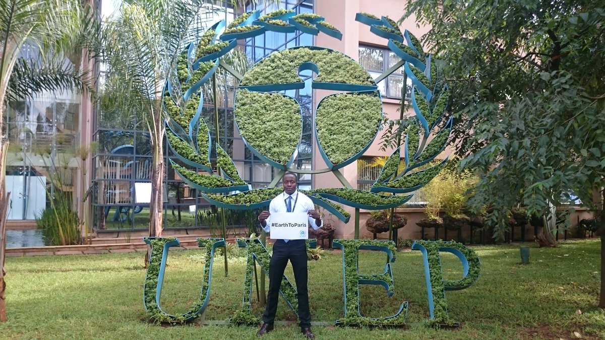 UNEP's tweet photo. We are all responsible for our future generations. We have this chance to make things right. #EarthToParis https://t.co/vjVLQkG98T