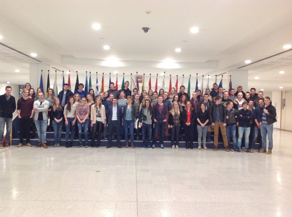 Gearriveerd in #Brussel voor onze EU dag, studenten @HASLimburg zijn er klaar voor.