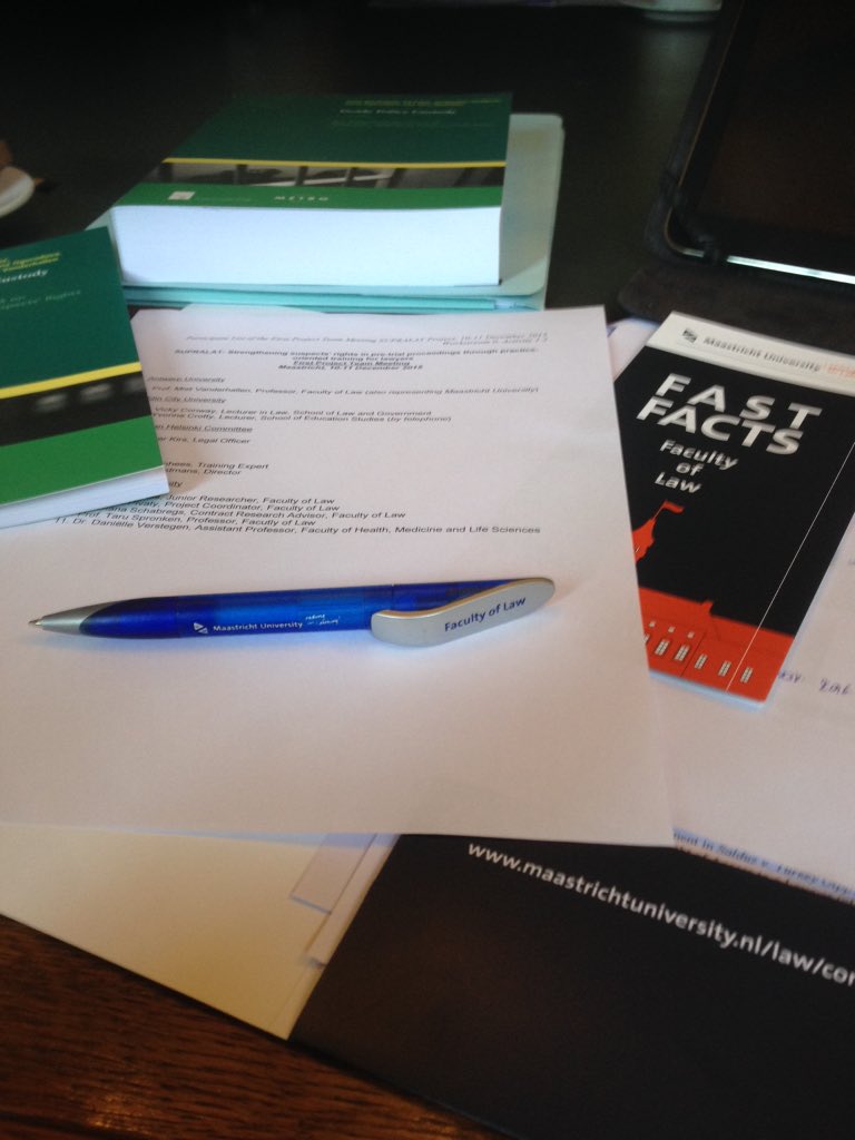 Gert_vanhees's tweet image. Europees project opstarten voor advocaten # rechtenvandeverdediging #salduz #trainingexpert @PLOTLimburg