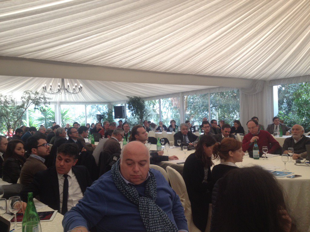 CalabriaInnova1's tweet photo. Poi gli interventi @S3calabria: #SNiger di #unical @andreainfusino di @EasyMove_Travel e #MRufolo di @altiliagroup https://t.co/oA2f7Fozfl
