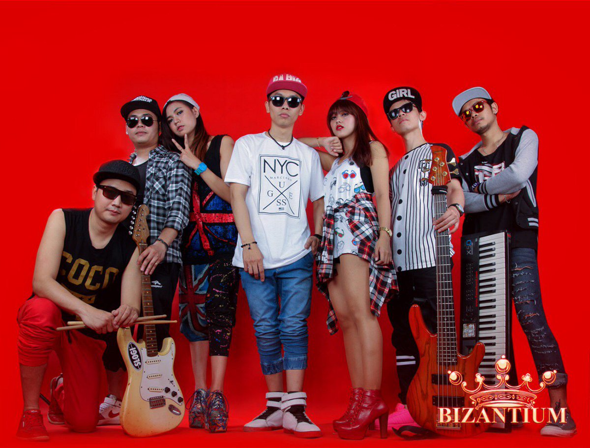 slogientertain2's tweet photo. Bizantium band @bizantiumband @AAjiagung https://t.co/YQ5Bq0bvC1