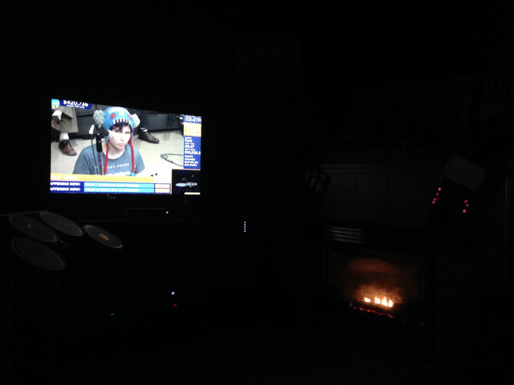 Dammit_Liz's tweet photo. Wine, fire, and #desertbus9 highlights with @Molly23 https://t.co/TbqEfBpmu6