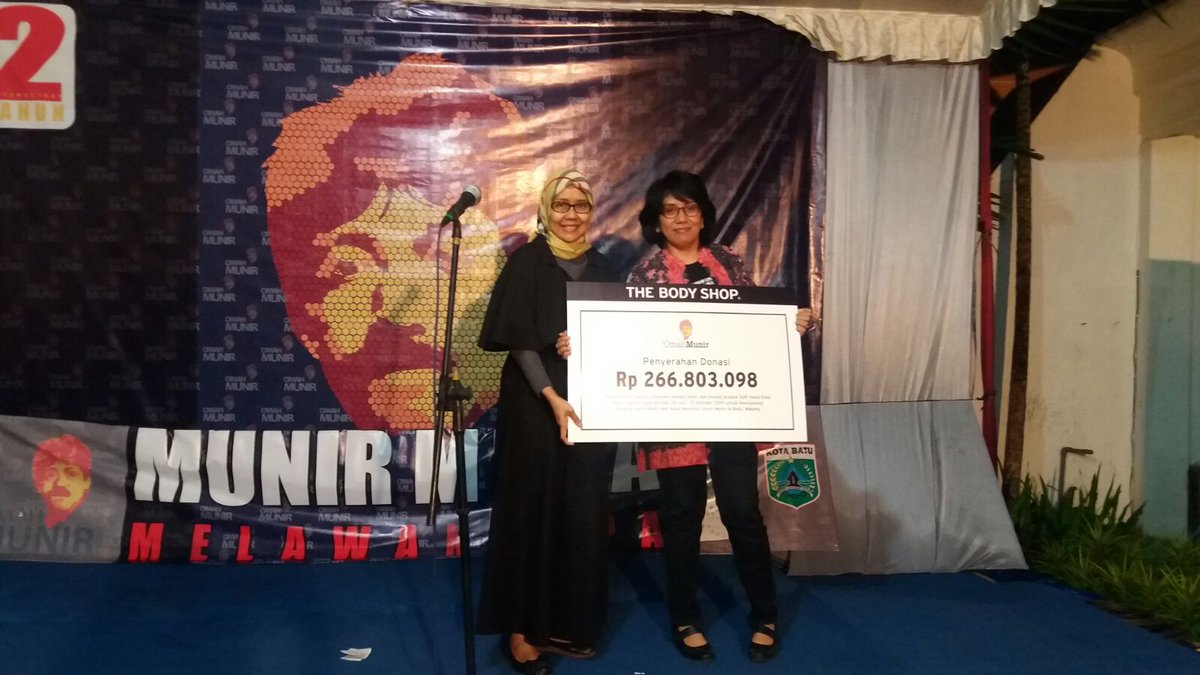 thebodyshopindo's tweet photo. Terima kasih,TBSlovers yg mendukung @OmahMunir #SoftHandsKindHeart & peduli HAM https://t.co/zWFnyC3XpN #HariHAM https://t.co/tntUs1xBk6