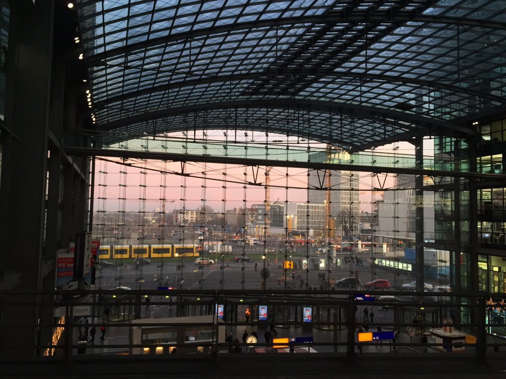 jleisch's tweet photo. Für @kwizzme heute auf der #hub15 Hub Conference in Berlin am Start. Noch jemand heute hier? @hubconf https://t.co/jIRnBG4y6O