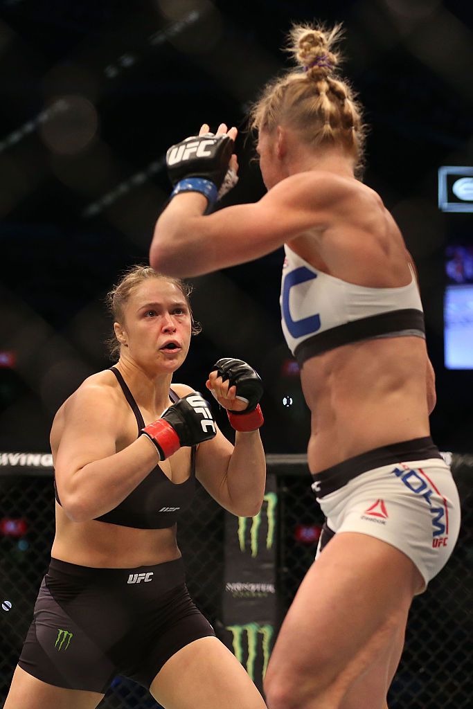 UFC Sets July 9 For Holly Holm-Ronda Rousey Rematch In Las Vegas blog.mangalindak.com/ufc-sets-july-…