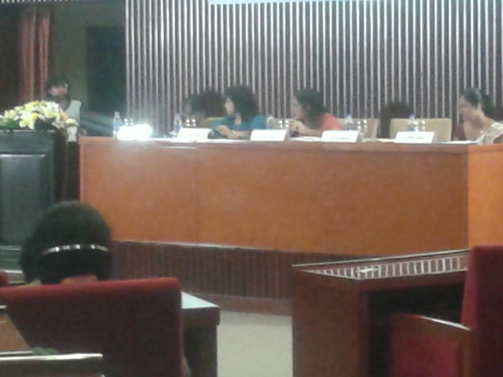 .<a href="/cepaSL/">CEPA</a> presenting the findings from their mapping of support services to #WHHSL in North <a href="/viluthuSL/">Viluthu</a> <a href="/FOKUSkvinner/">FOKUS</a>