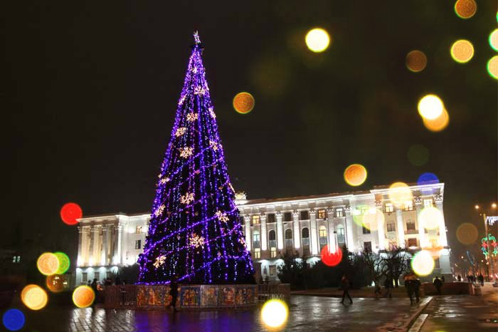 В Симферополе установят пять городских елок!
Читай на сайте:
inform-crimea.ru/stati/http-inf…
#Крым #ИнфоКрым #НовостиКрыма