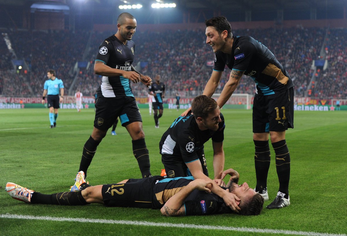 Arsenal's tweet photo. Who could @Arsenal face in the @ChampionsLeague knockout stages? Find out right here: https://t.co/kvfXuRmy7g https://t.co/7mlw3M51iN