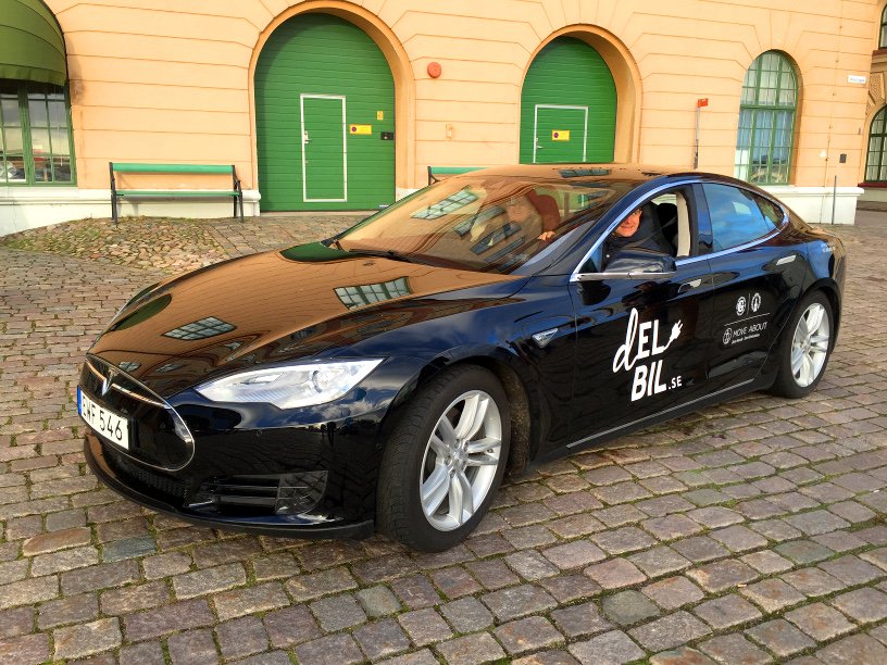 MoveAbout_Swe's tweet photo. Nyfiken på #Tesla? Boka en Model S från #Kalmar #elbilspool vid @kalmarmus! #bilpool #dELbil #elbil https://t.co/tDXX8CV9mW