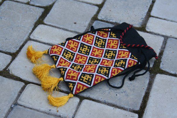 KARMARTEN2's tweet image. А еще вот такие кошельки/сумочки для реконструкции и не только