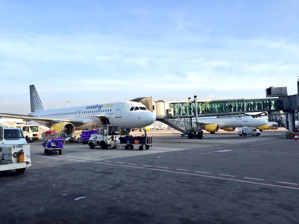 Keegan_'s tweet photo. Heading to Paris! @LloretCB will be attending today @europeancities #MeetEurope 2015 with @palco_gi! :) https://t.co/Y5rgmi7i3w
