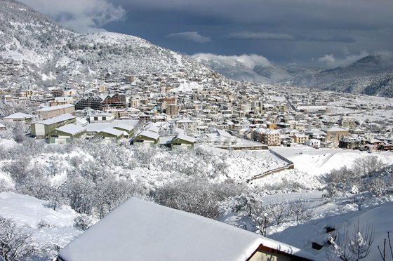 VisitGreecegr's tweet photo. Christmas Destinations in #Greece #ttot https://t.co/pc7SpLqH2S https://t.co/ZAwKJQbgM4