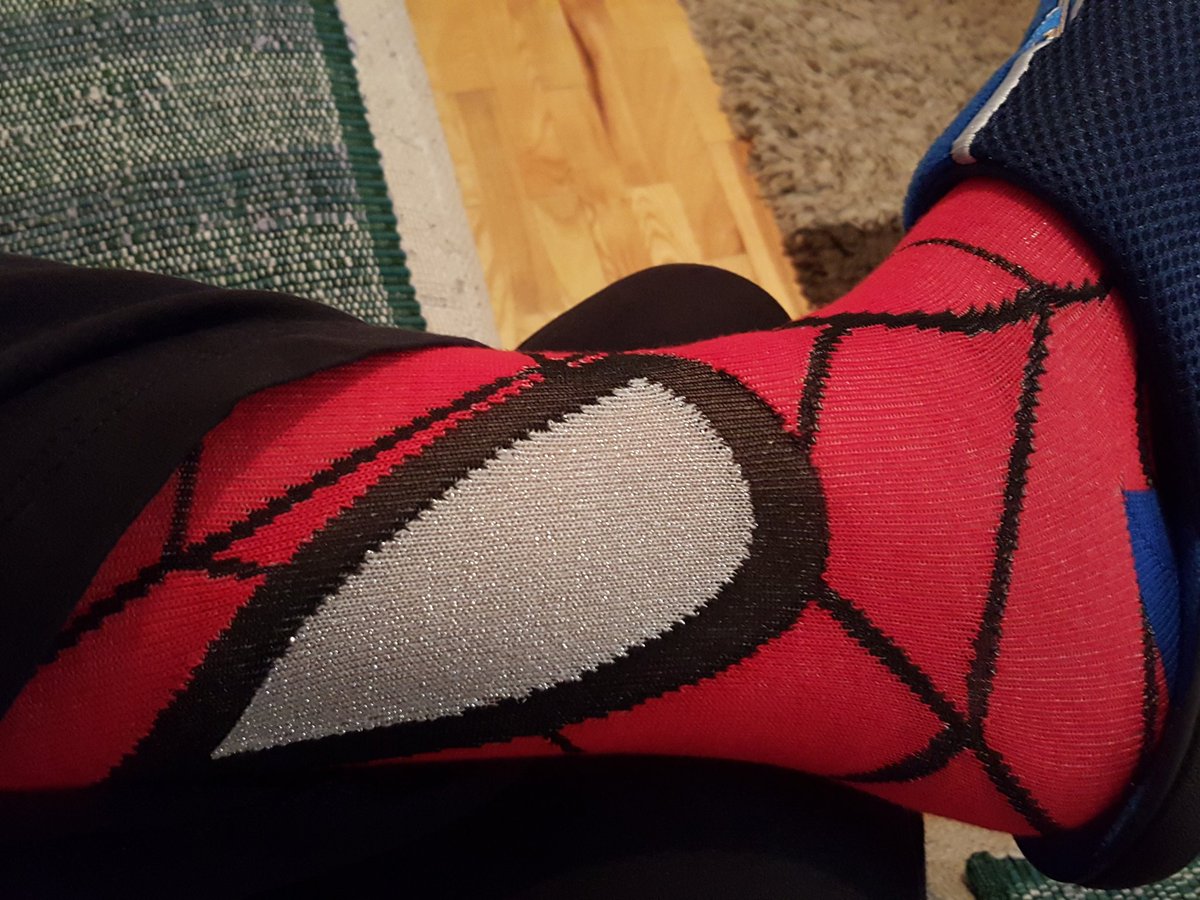 ColakMirko's tweet photo. First gift is just arrived. ...
#spidermansocks https://t.co/QXt0t996mR