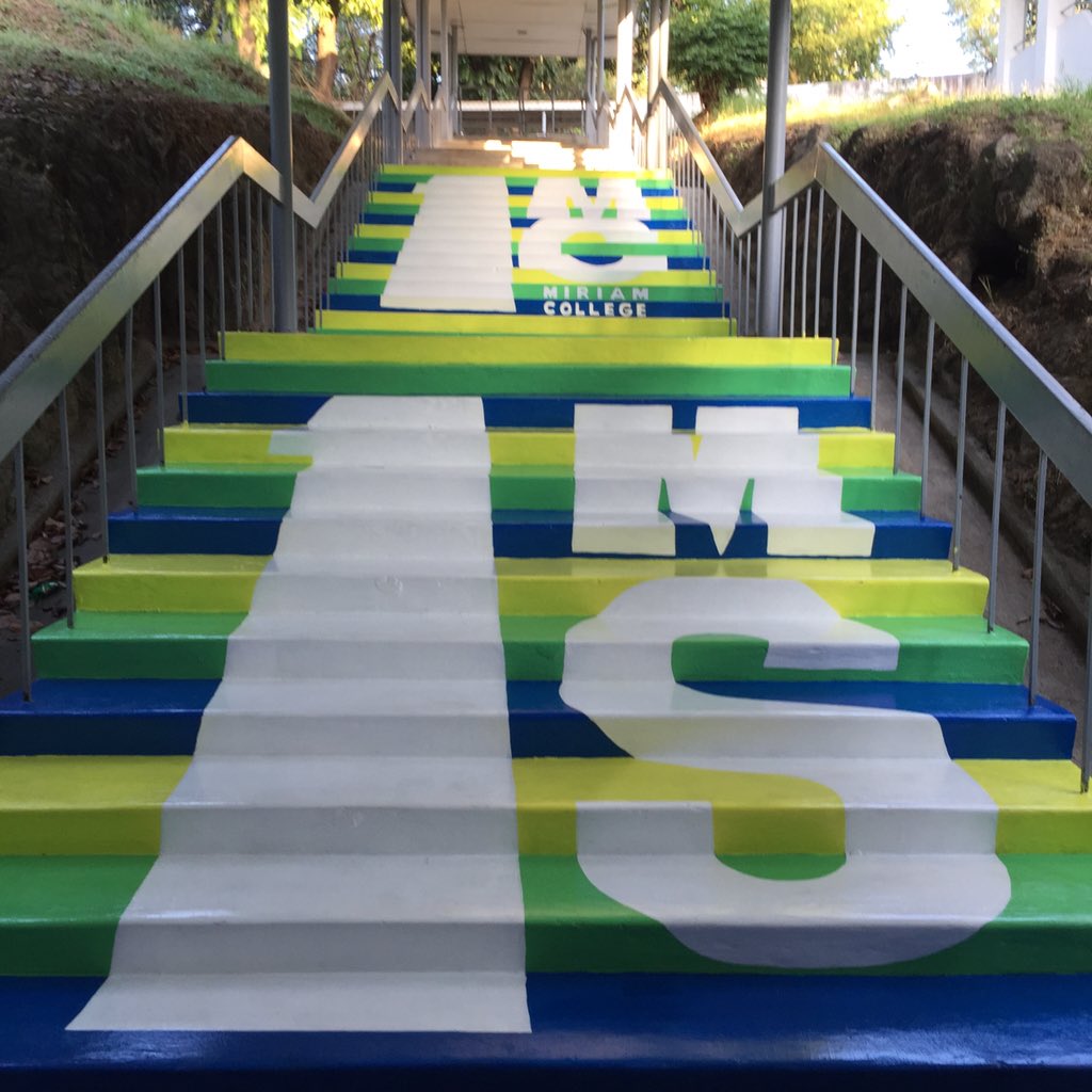 crabbychef's tweet photo. Inspiration takes flight! #onemiddleschool https://t.co/eaKNnppO8a