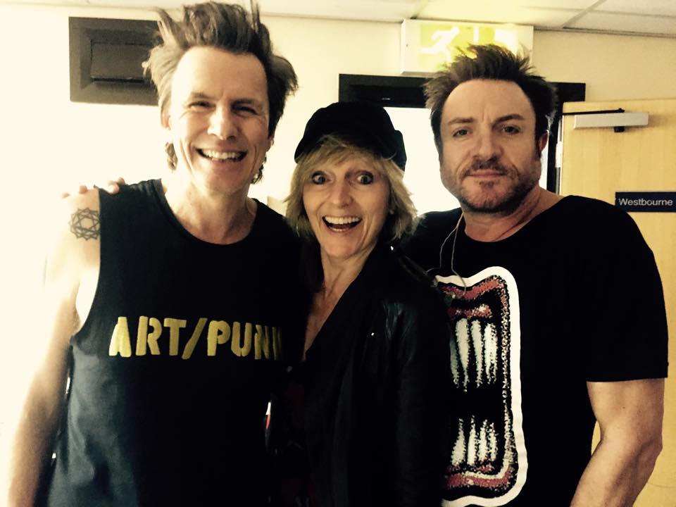 AmandaBerrow's tweet photo. Maximum fun...no change there! Great to see you again. x @SimonJCLeBON @thisistherealJT @duranduran https://t.co/RaCNmDCrkt