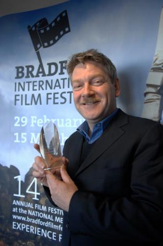 Happy 55th birthday Kenneth Branagh. He received the BIFF Fellowship in 2008 before a 70mm screening of Hamlet. 