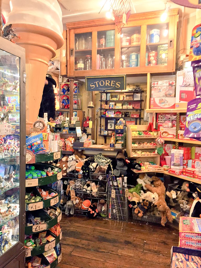 rippertourldn's tweet photo. At #Christmas time, I love visiting this olde worlde toy shop... #afternoah https://t.co/hNUSBMmE5W