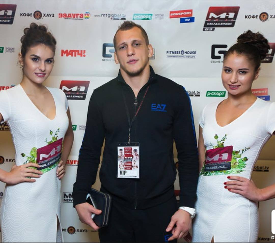 M1GlobalNews's tweet photo. #M1 ex-champ #SlavaVasilevsky at #M1Challenge63 event. Watch replay in HD at https://t.co/CM8RtDPMar. #Fighting https://t.co/KjcR92PmVH