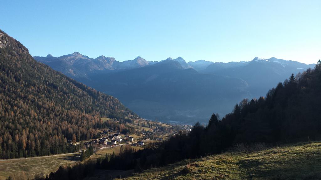 LaChouffeMene's tweet photo. @turistipercaso si va in #valdifiemme! ecco il mio #consigliodiviaggio im montagna anche per chi non scia! https://t.co/kvFV4qV8L2