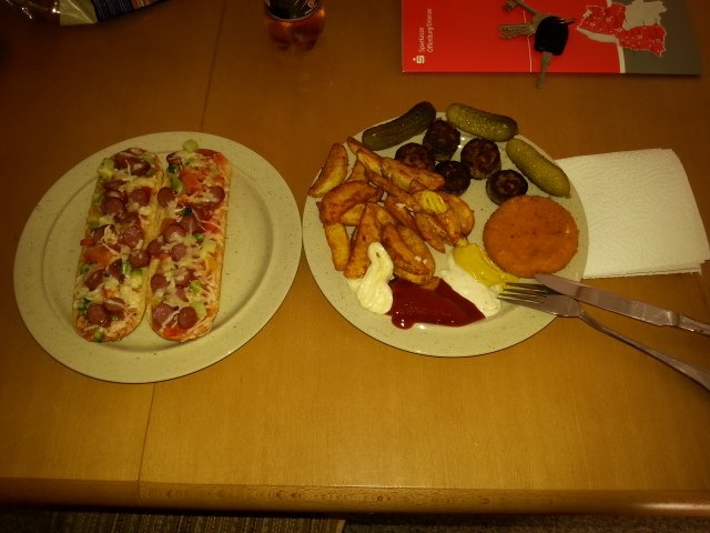 Rejim muhalifleri tarafindan ablukaya alinan tabaklar...