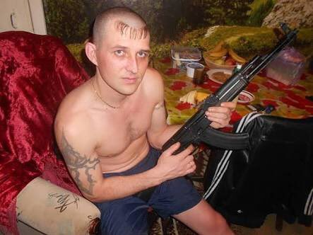 RussianProfiles's tweet image. "I carry a weapon, I have no hair yet I have a fringe/bangs. Want to win at life with me?" #RussianDatingProfiles