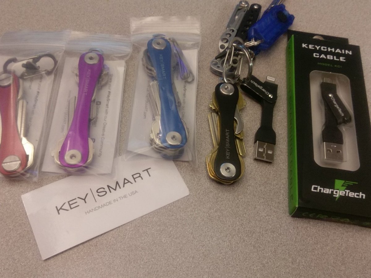 BrianWestbrook's tweet image. My annual #gadgetgiftguide continues on @KING5Seattle Morning News w/stocking stuffers incl. keychain organizers!