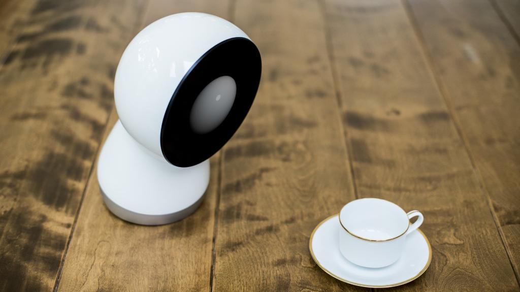 ForbesTech's tweet image. Robotics startup Jibo just raised $60M, bringing its valuation to an estimated $128.45M: onforb.es/1Z18K6p