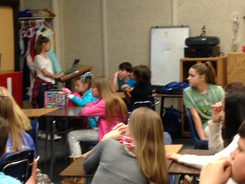 kris_lilley's tweet image. #coltchat sharing connections #cmscolts #ela