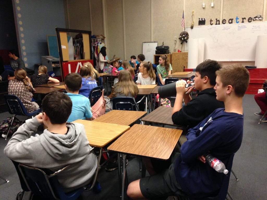 kris_lilley's tweet image. #coltchat sharing connections #cmscolts #ela