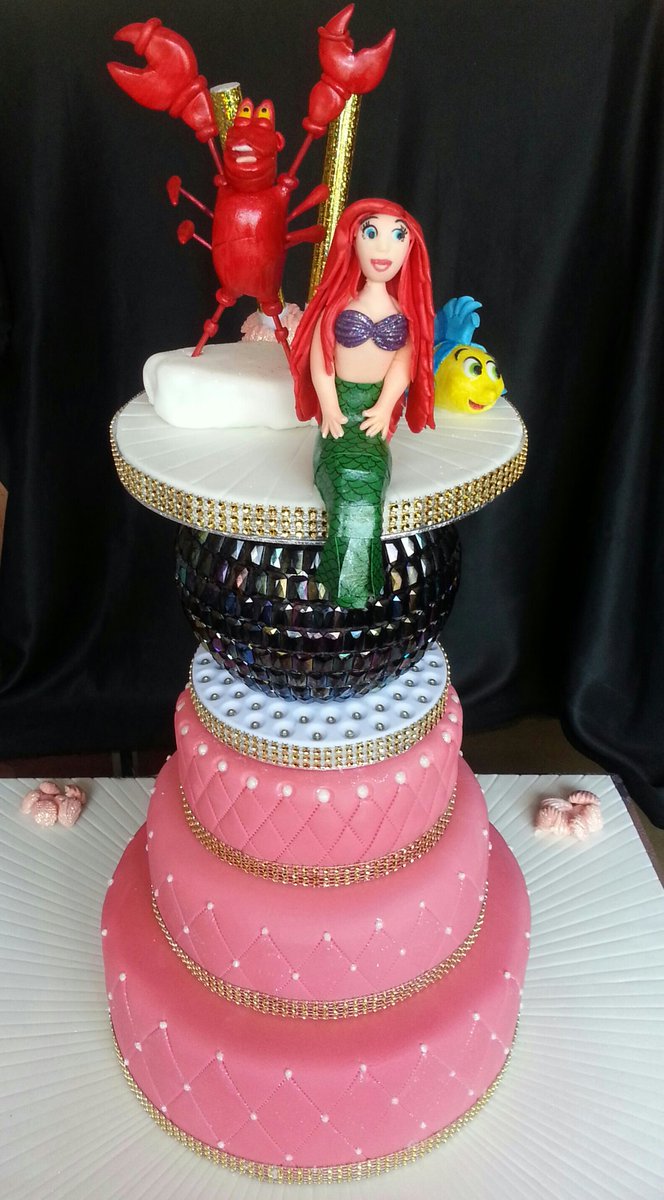 lesleysteel13's tweet photo. @LiverpoolTweet_ #liverpooltweet JANUARY WEDDING CAKE SALE 2016. £100 OFF ANY 3 TIER SPONGE FLAVOUR. https://t.co/GhMXpWyIhz