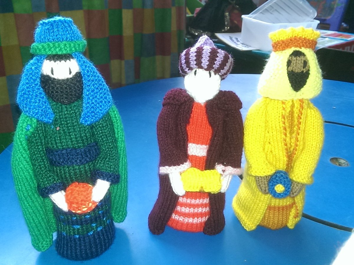 portmeadp's tweet photo. Year one loved looking at the nativity scene Daisy's nan made. Thanks for bringing them in Daisy. #pmdpre #pmdpkuw https://t.co/1XUgpJ8Pao