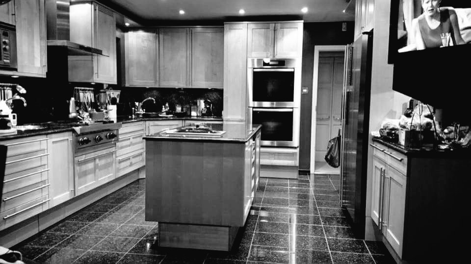 bensKitchenUK's tweet photo. Where it all happens... #benskitchenuk #cooking https://t.co/zYRaDJB5UA