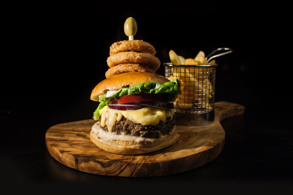 kris_yea's tweet image. Is it dinner time yet? Pic from a #photoshoot I did at work a few weeks ago. @BrunchMarketing #foodphotography