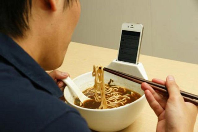 GetQualityTime's tweet image. Think we&apos;ve gone too far with our obsession with smartphones? #QualityTime
