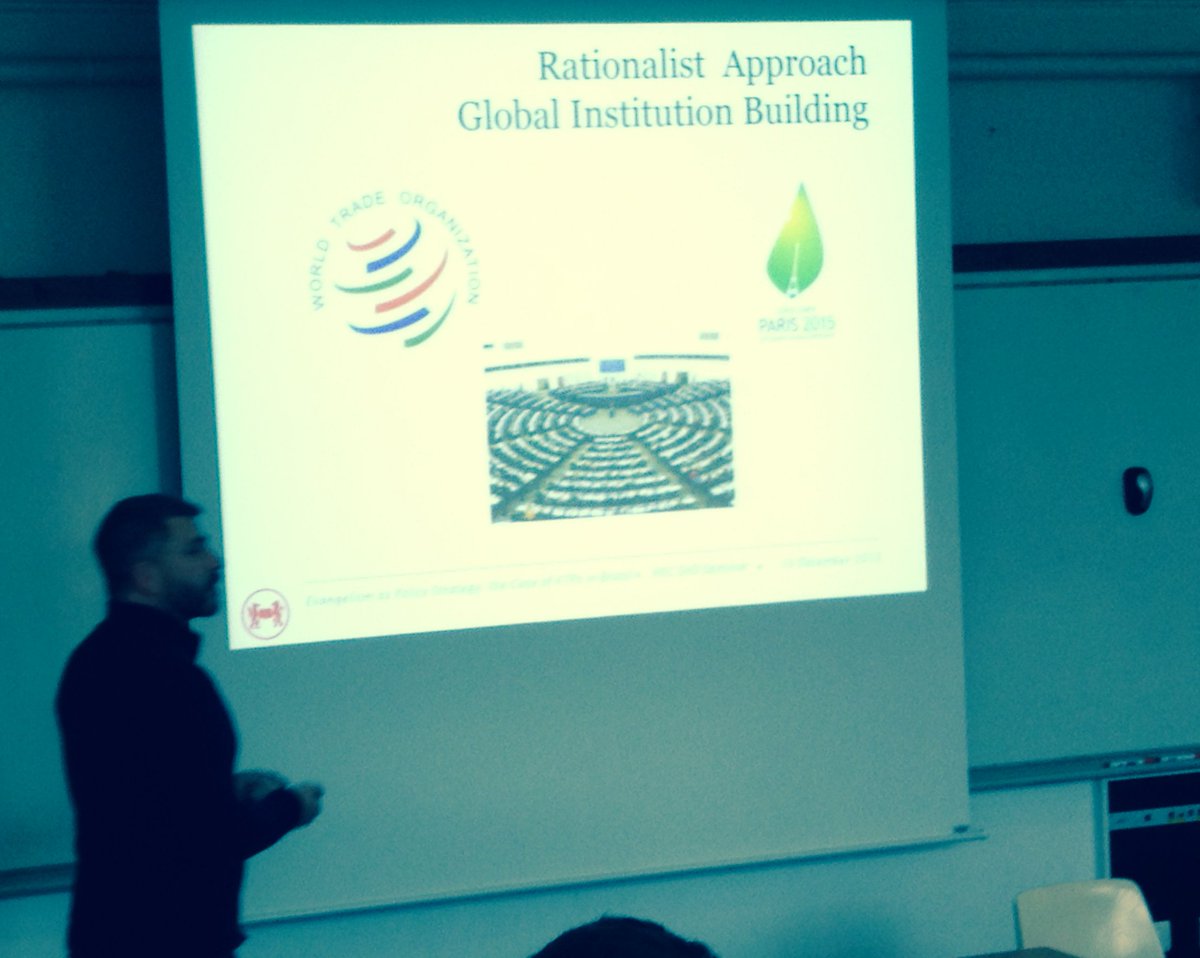 HECKnowledge's tweet photo. Nice to welcome @seansafford from @sciencespo at #SnO seminar talking about #socialmovements #policystrategy https://t.co/iOLscKOyRJ