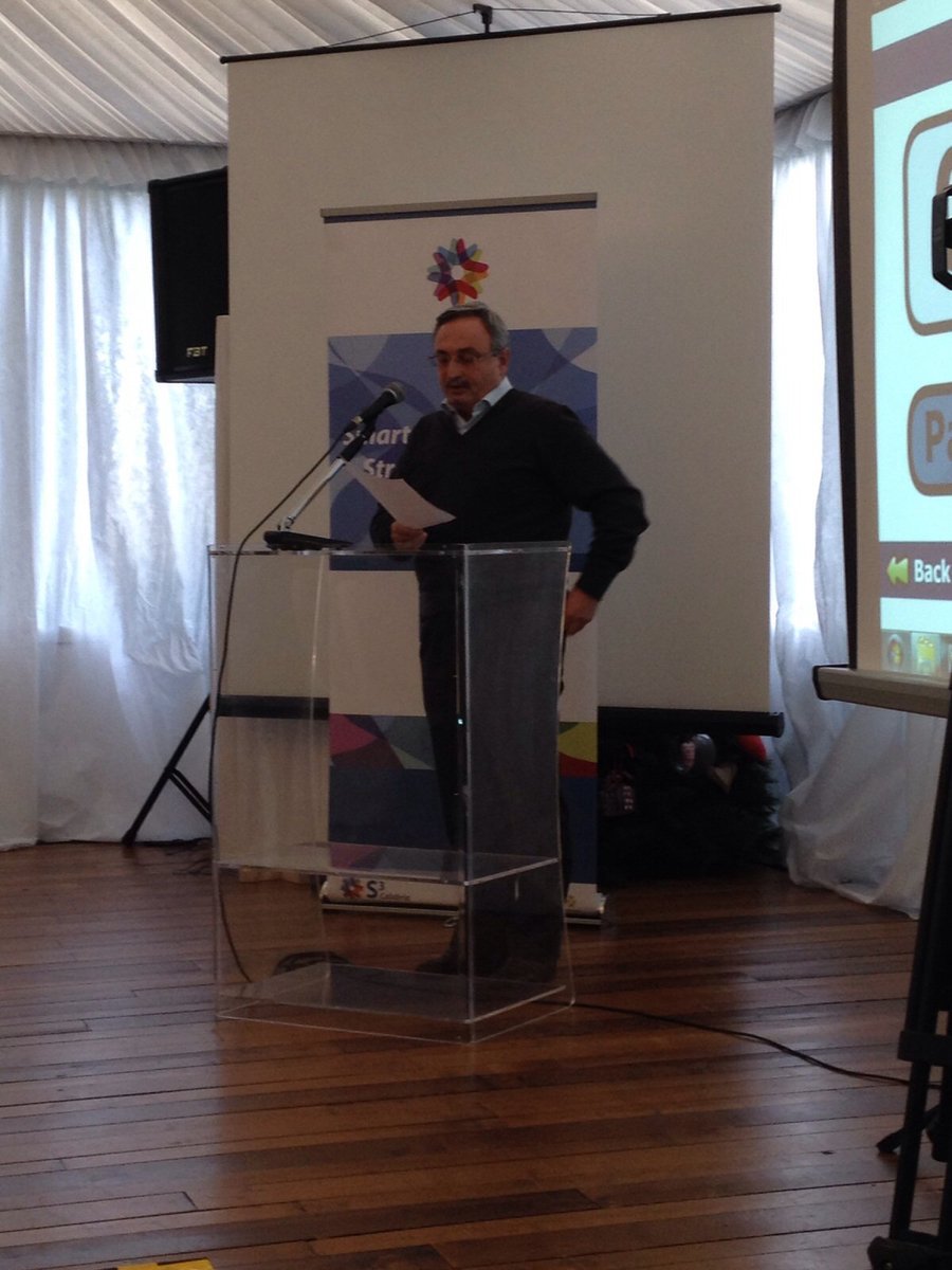 CalabriaInnova1's tweet photo. Continuano gli interventi con Cavarretta di @cnr FDeRango di #Spintel SVena di @Viaggiart @S3calabria https://t.co/KUzfUaxIyR
