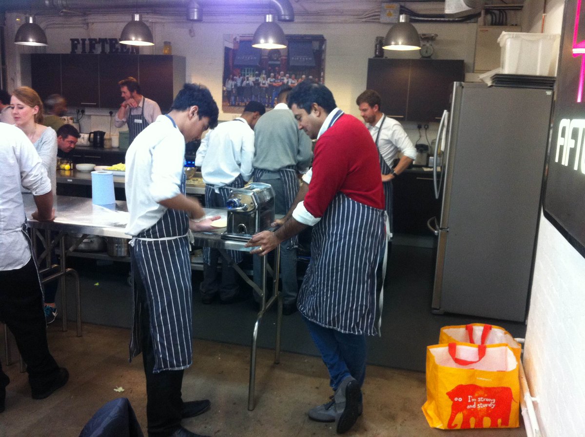 Futureversity's tweet image. A few snaps from this past week supported by @SalesforceOrg. Thnx 2
 @JamiesFifteen @Made_In_Hackney #Voltforce #tbt