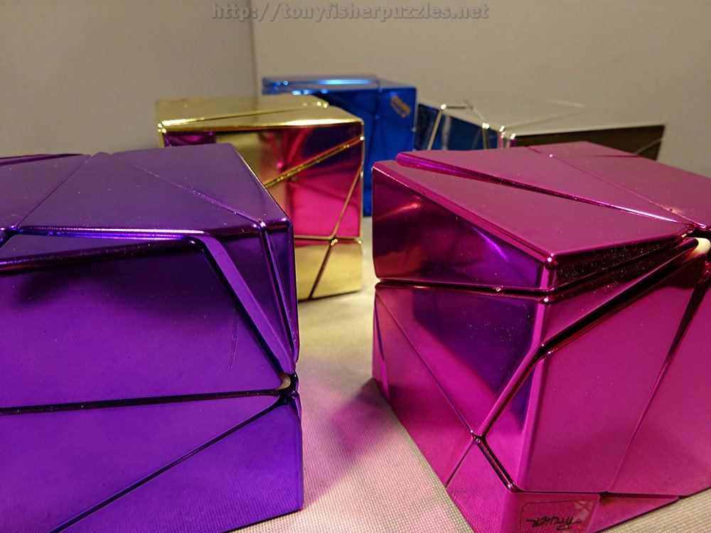 TonyFisherPuzls's tweet photo. Metalised Insanity cubes arrived. Purchase details here- https://t.co/JyMc6jCGCe #hknowstore #puzzles #twistypuzzles https://t.co/Vzeqi7TIVT
