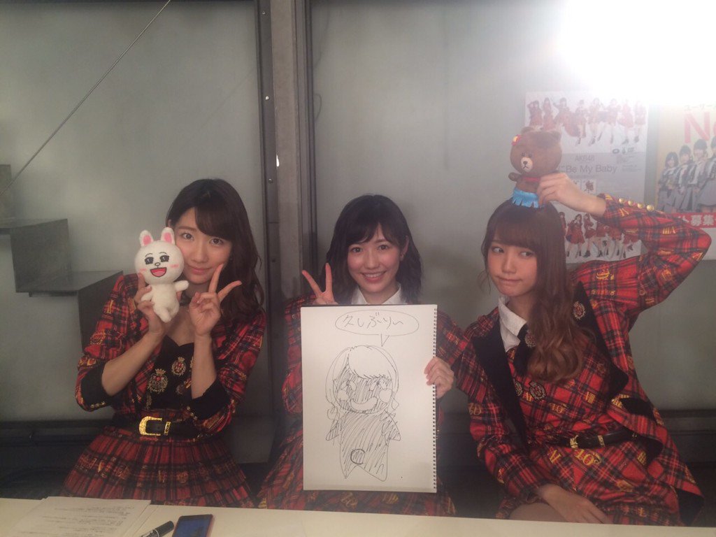 Yukiriiiin__K's tweet photo. LINELIVE！
観ていただいたみなさま
ありがとうございました✨

まゆゆの持ってるイラストは
わたしの10年後です...😂😂笑 https://t.co/x35MPVOX8z