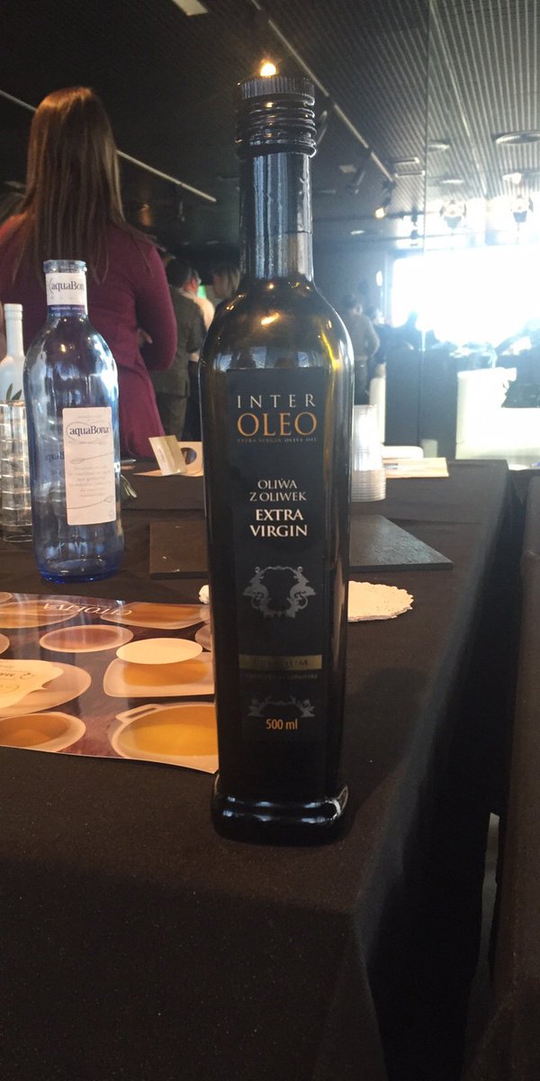 interoleo's tweet photo. Nuestro #AOVE, @interoleo Premium, de maridaje con el mundo de la "Gintoneria" en #ExperienciaPremium2 https://t.co/nZMY7s2COS
