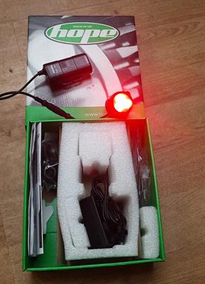 FreeFlowBikes's tweet photo. Grab a bargain with the Hope District Rear Light. RRP £159.99 Online £60 or £50 in-store. https://t.co/bf92SO5wlj https://t.co/o7IXjoSzWQ