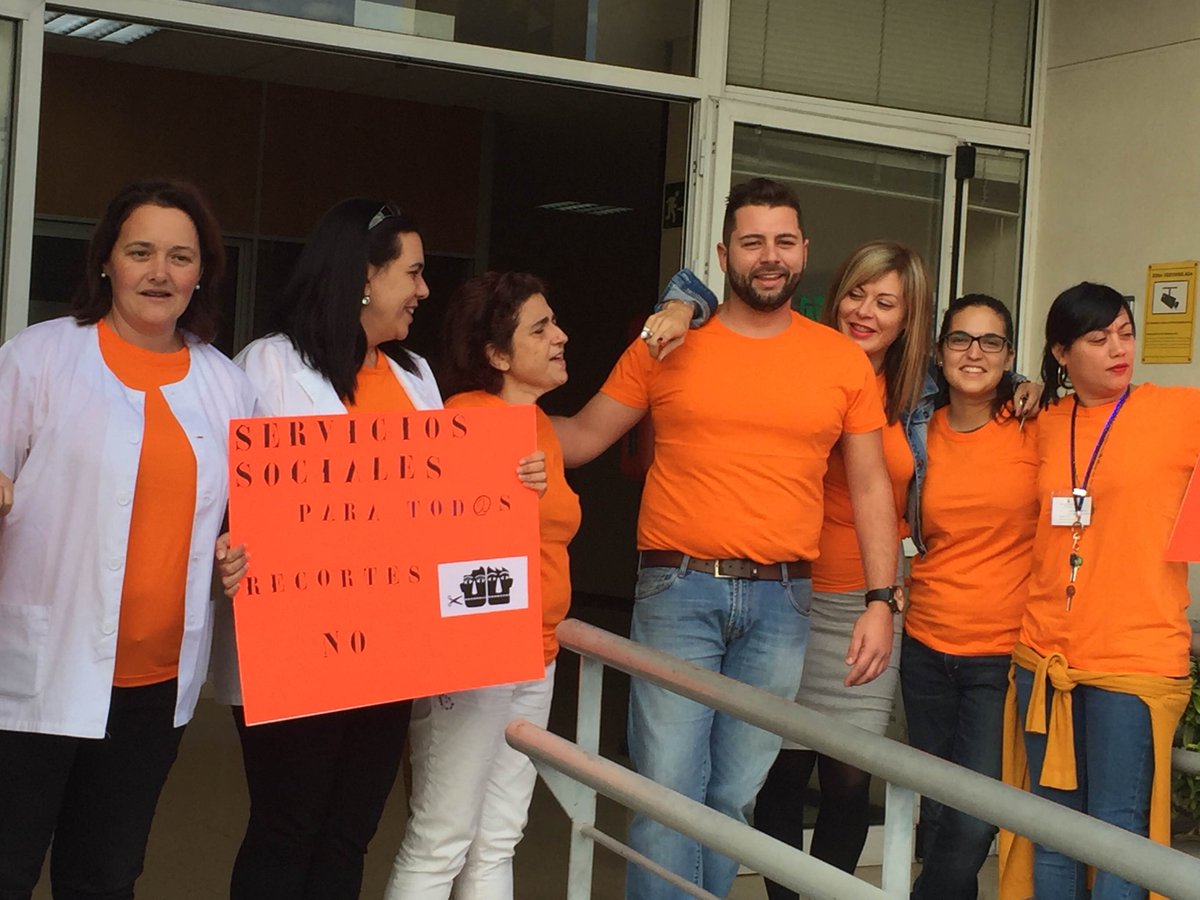 ColegioTSLP's tweet photo. Unidad de atención a las drogodependencias Ayto. Arucas #NoalaReformaLocal #MareaNaranja #ServiciosSociales https://t.co/1G4eyHwFAz