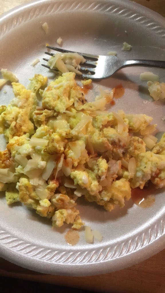 HaleyGawarecki's tweet image. Who am I turning into? #ihateeggs 🐣