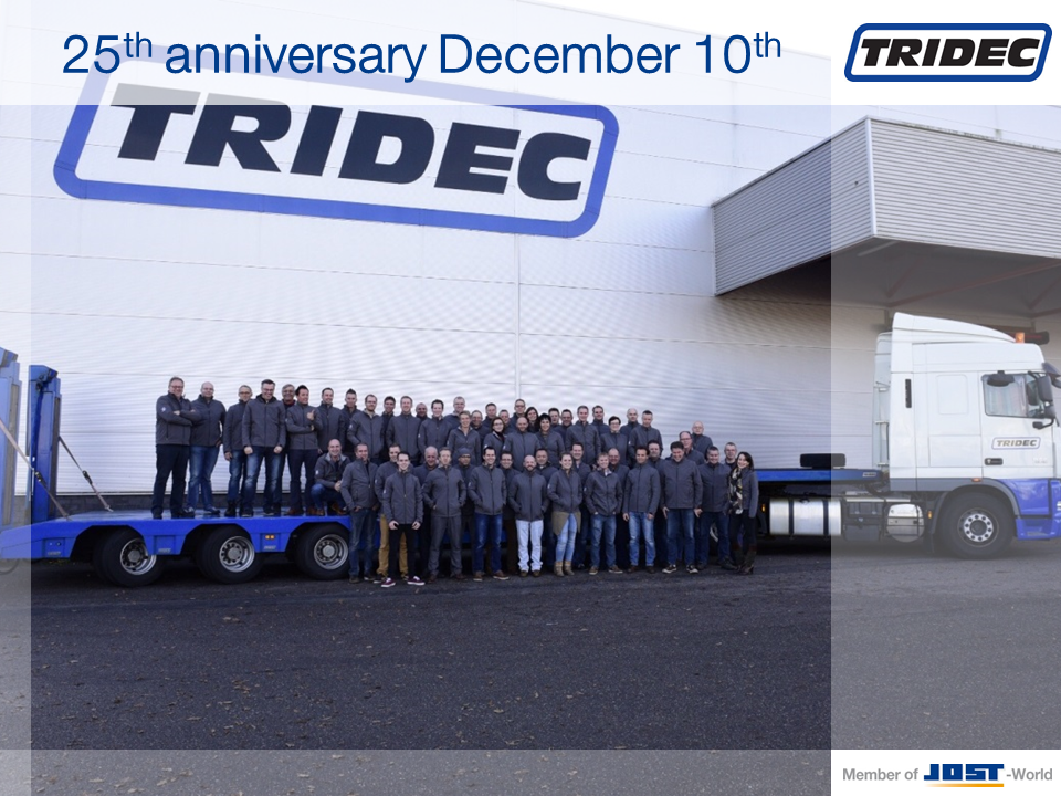 Tridecbv's tweet photo. Vandaag wordt Tridec officieel 25 jaar! Als bedankje een blijvende herinnering; 'n mooie softshell jas voor iedereen https://t.co/lVXWijuLWy