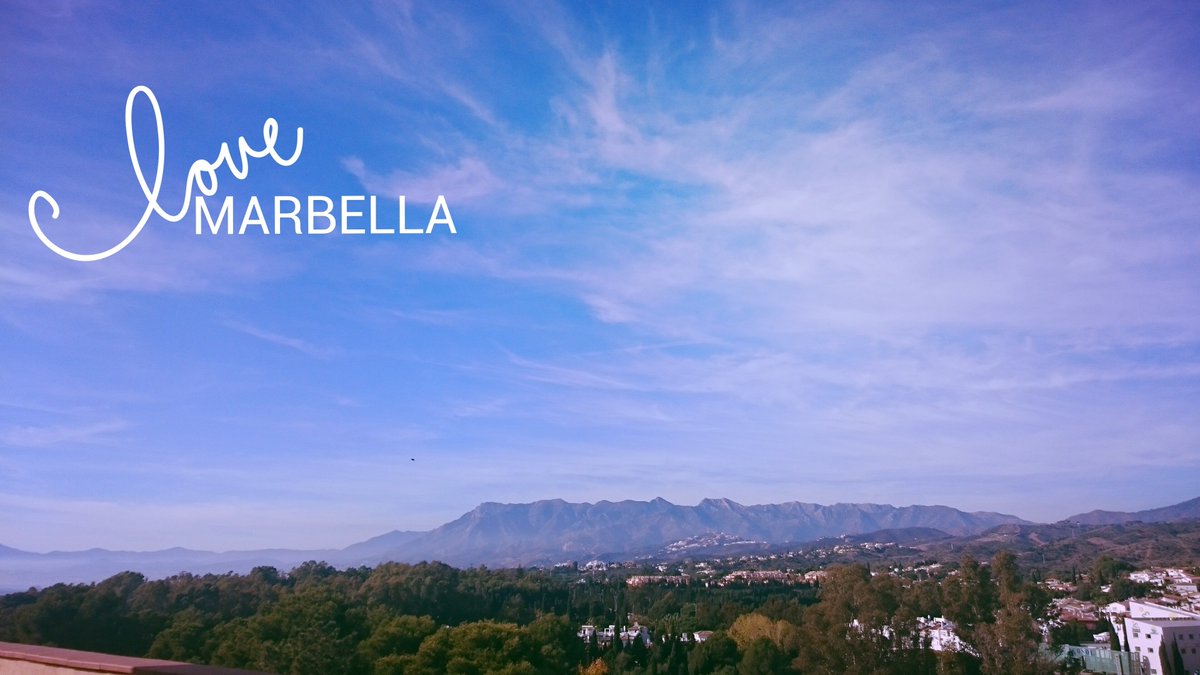 MARBELLATURISMO's tweet photo. Una vista impresionante 💛 A breathtaking view of #Marbella
#eastcoast #sierrablanca #estrelladelmar https://t.co/5wsCBrdjUq