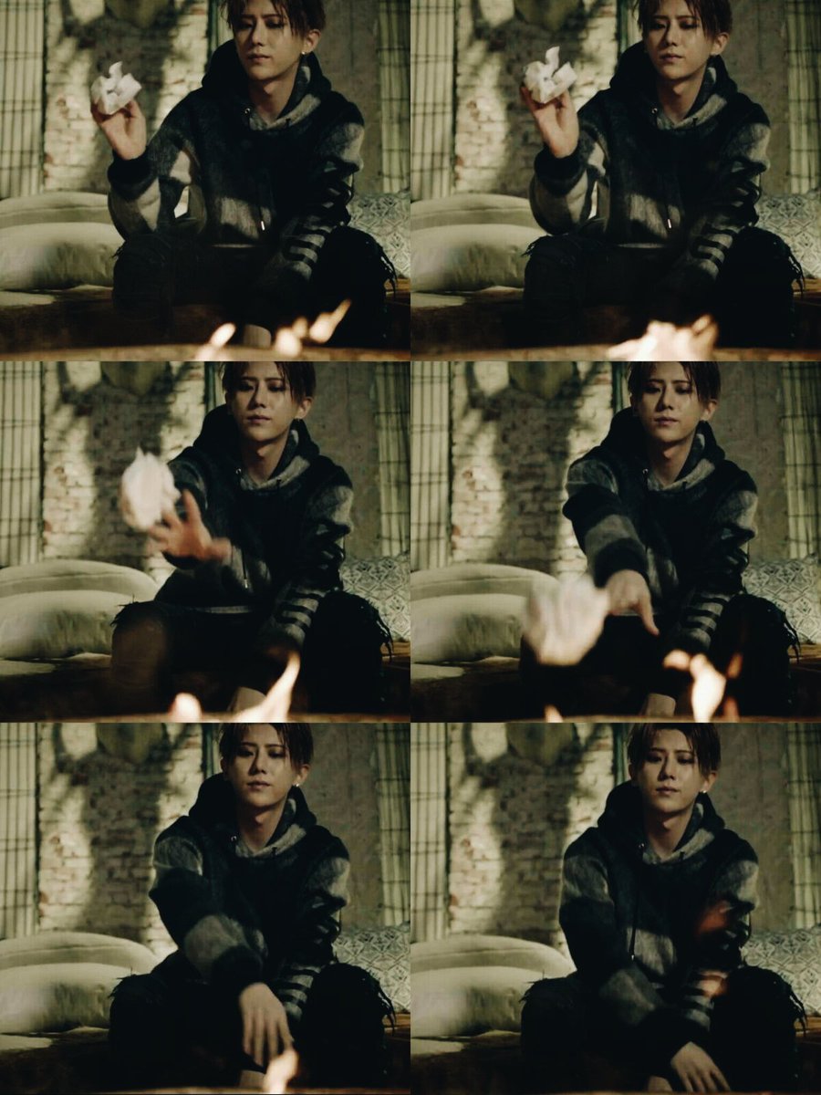 dearbeast1016's tweet photo. 151116 最後の一言 MV #비스트 - #장현승
SAIGONO HITOKOTO M/V #BEAST - #HYUNSEUNG https://t.co/XGPQjNdqDb